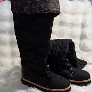 Guess Black Quilted Winter Boots